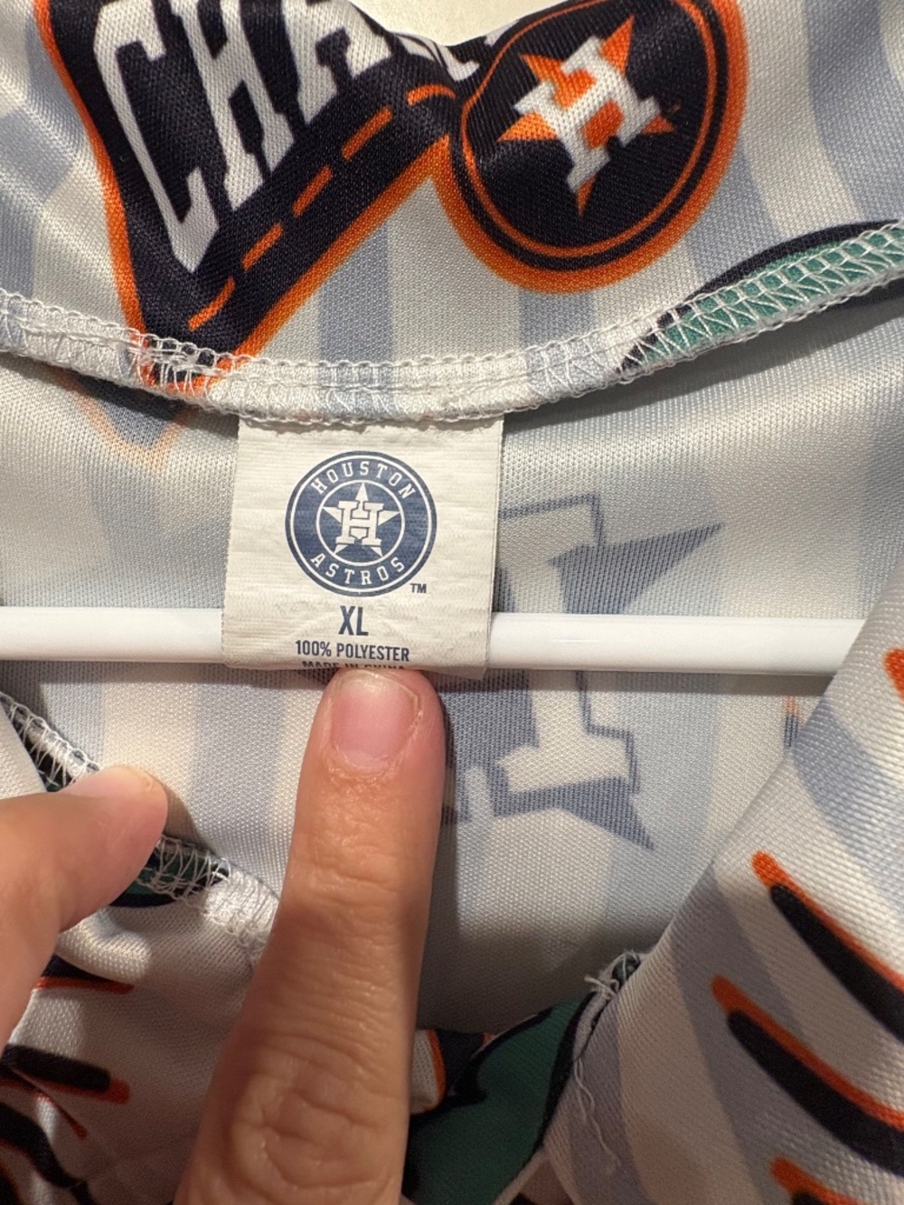 Houston Astros Button Down Short Sleeve Hawaiian Shirt XL - Picture 2 of 3